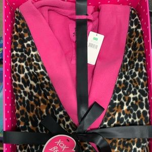 Betsey Johnson - Hot Pink & Leopard Print Bathrobe